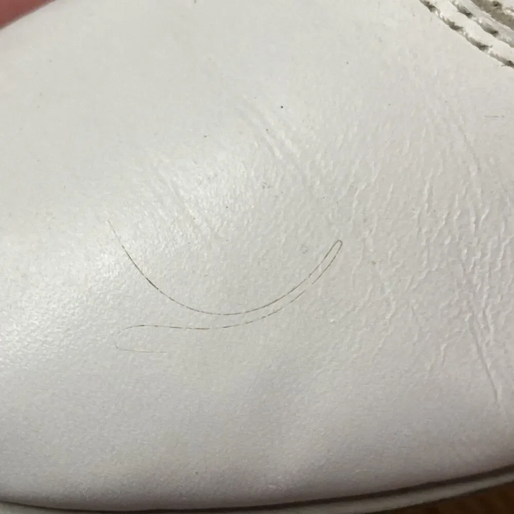 Easy Spirit Anti-Gravity IQ Motion Leather Shoes Women’s Size 7.5 White Comfy